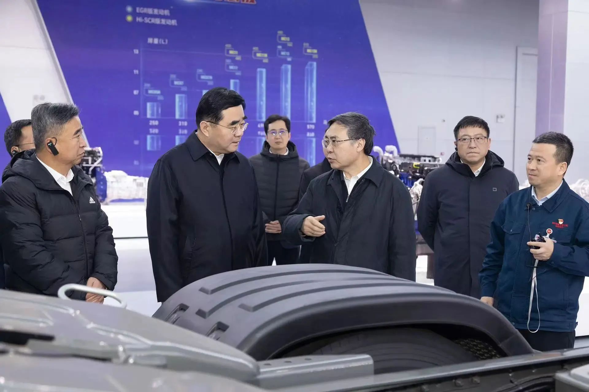 滿慎剛會(huì)見中國郵政集團(tuán)黨組書記、董事長劉愛力一行
